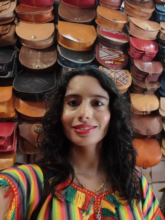 Cómo Elegir una Buena Cartera de Cuero Natural: Elegancia que Perdura