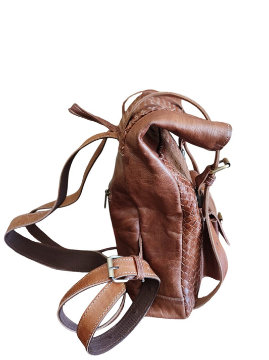 Mochila de cuero natural tejida color barquillo - Ghaada