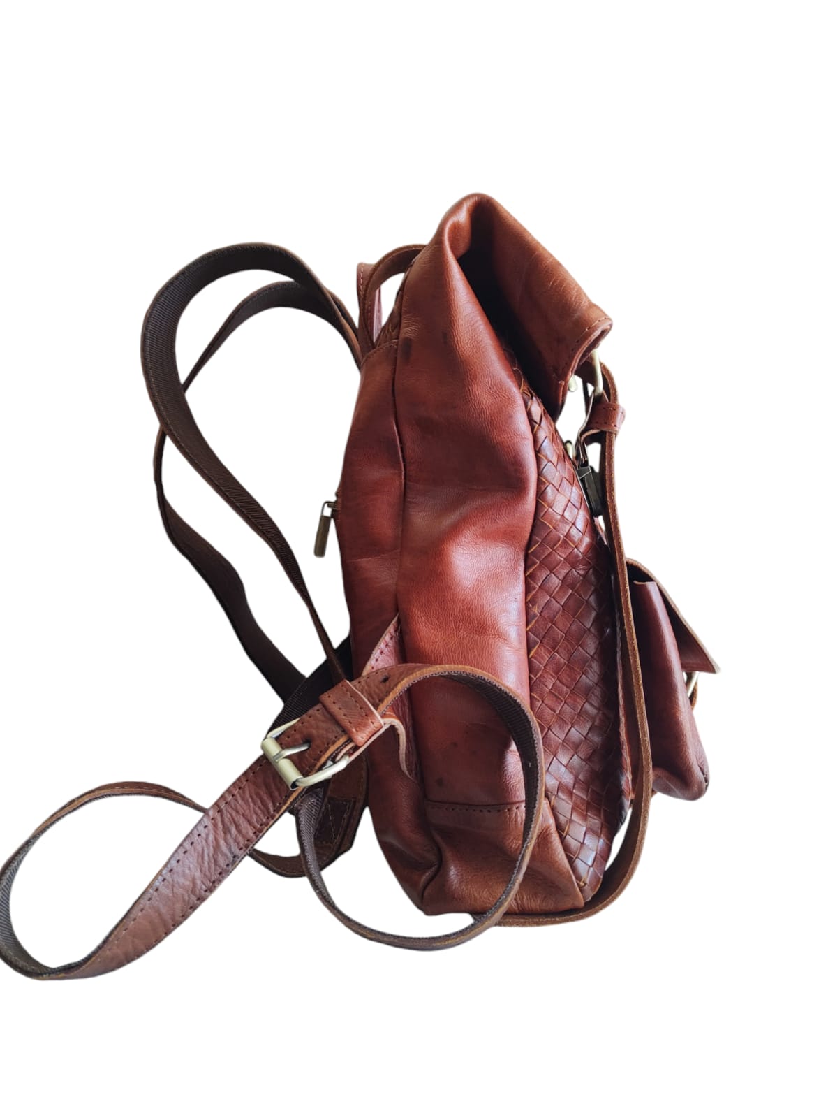 Mochila de cuero natural tejida color terracota- Ghaada