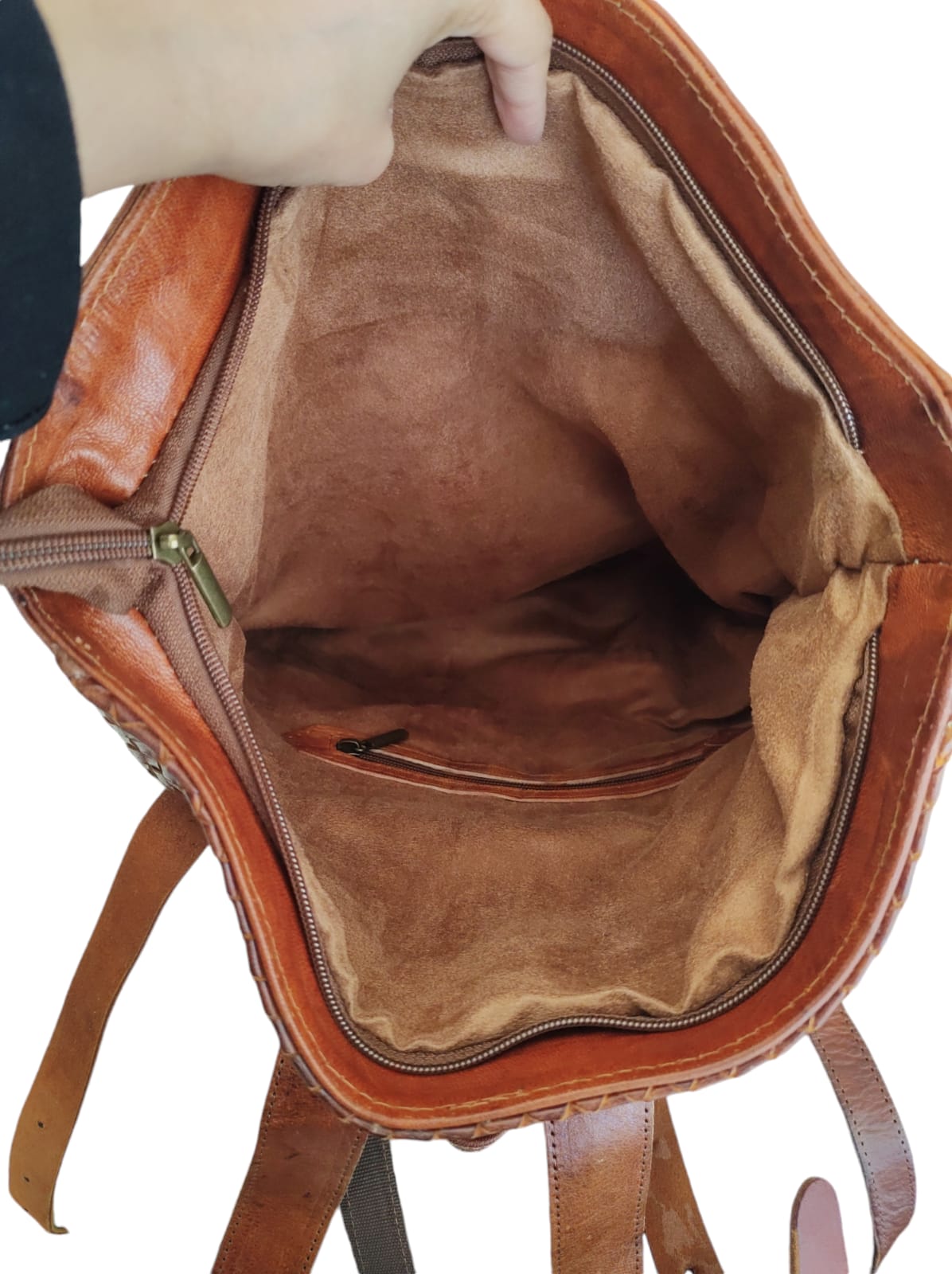 Mochila de cuero natural tejida color terracota- Ghaada