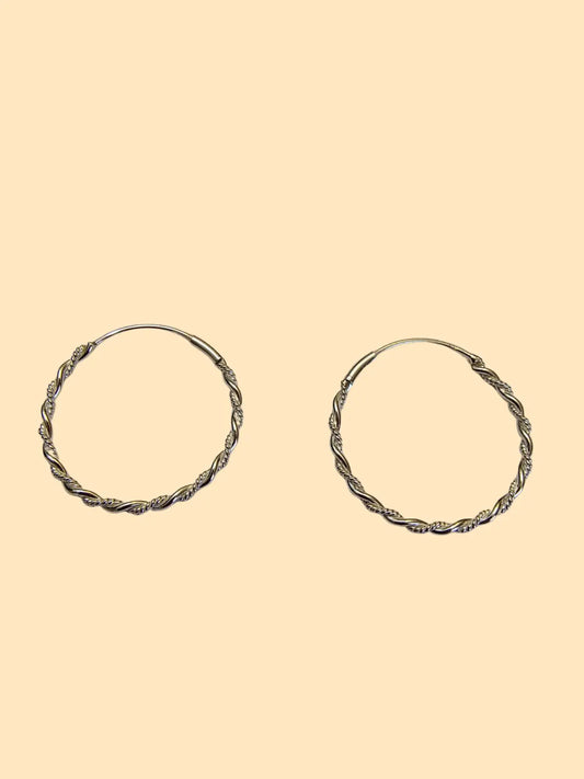 Aro argolla entrelazada de plata 925