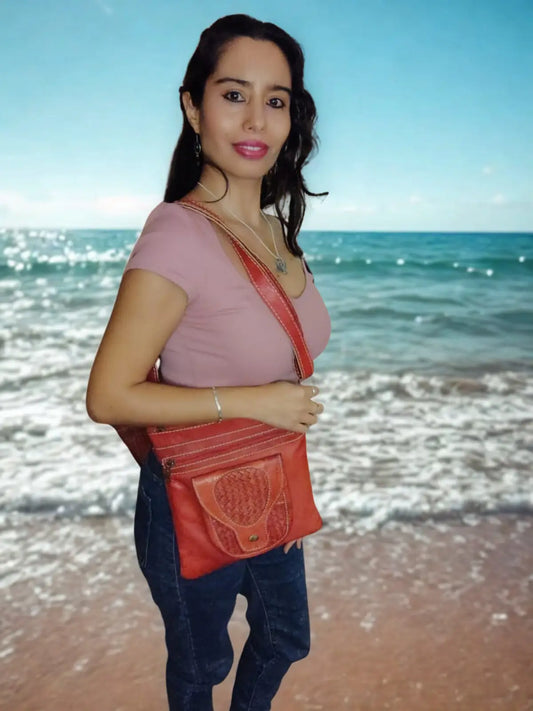 Cartera de cuero natural color rojo - Munira