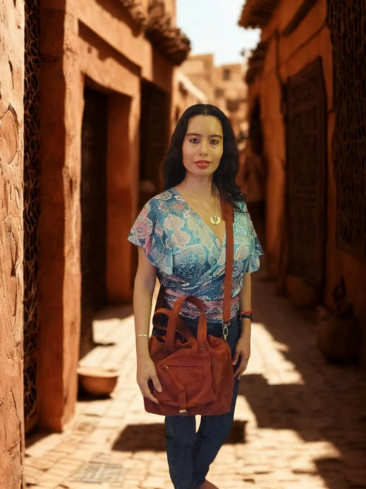 Cartera de cuero natural gamuza color café - Saida