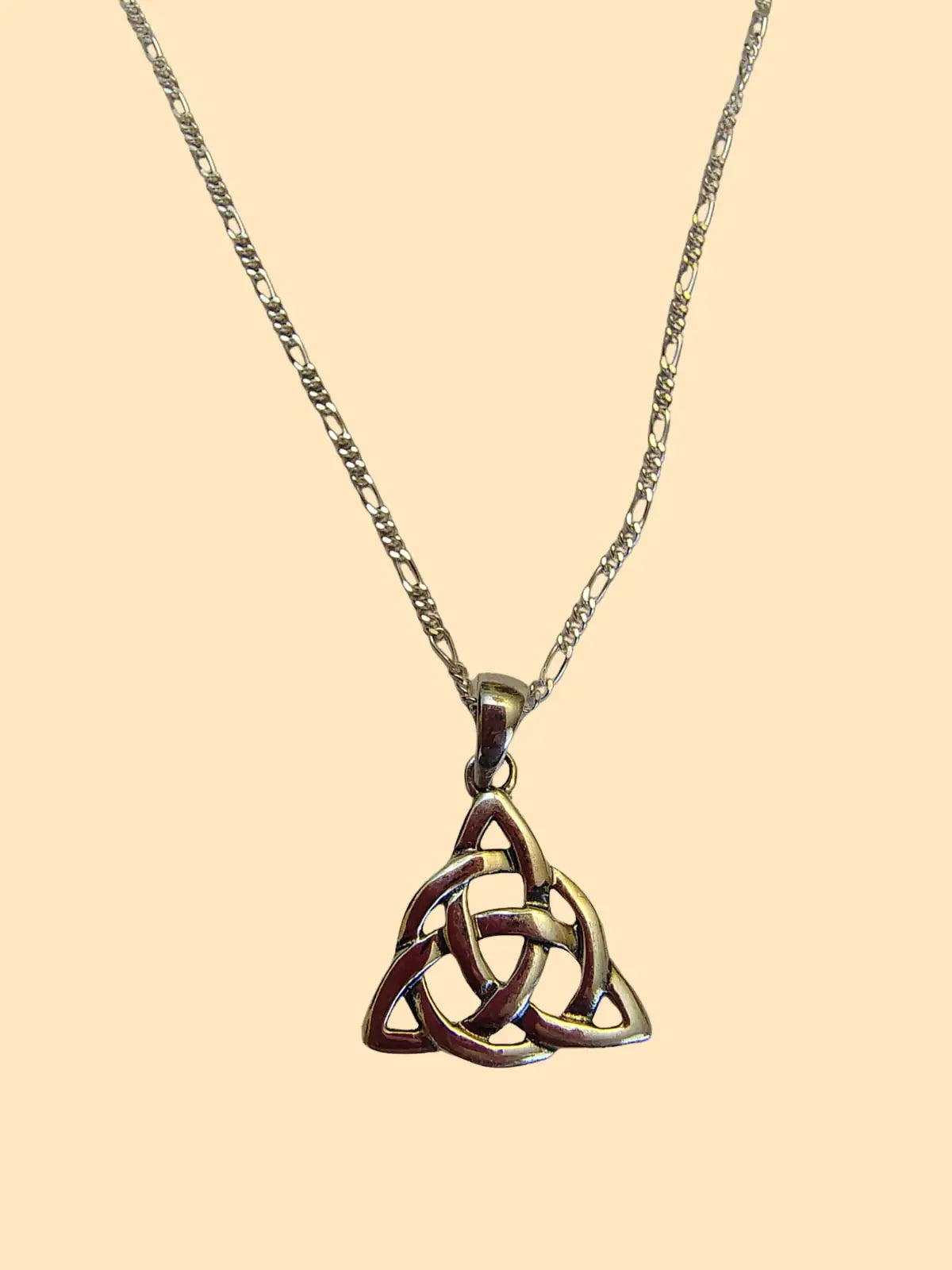 Colgante Triqueta pequeña de plata 925