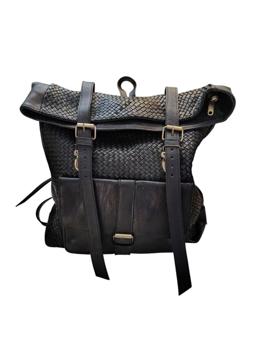 Mochila de cuero natural tejida color negro- Ghaada